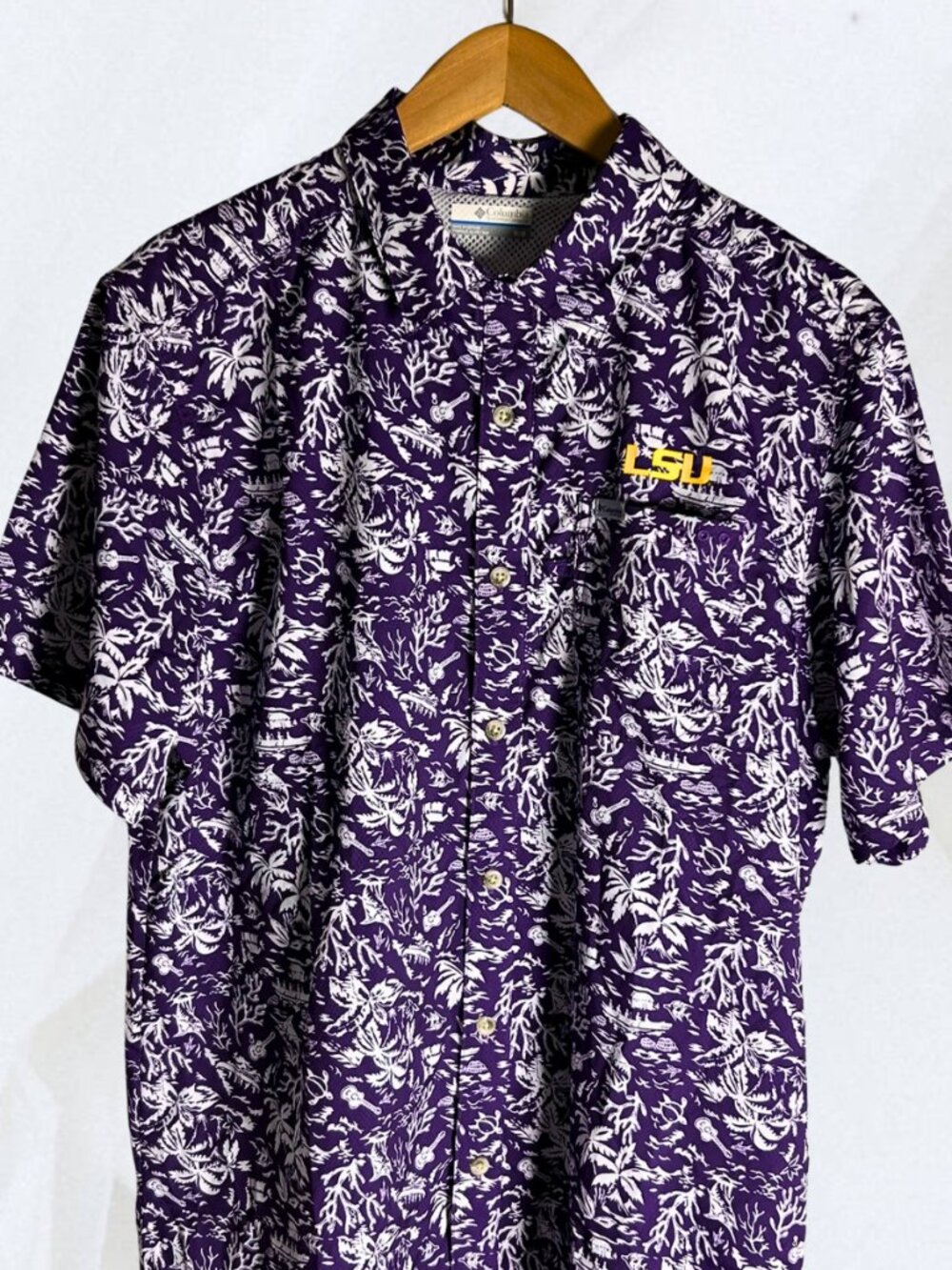 Columbia PFG LSU Tigers Super Slack Tide Shirt Men’s Medium Purple
